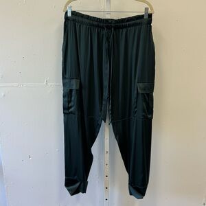 Cami NYC Silk Blend Cargo Jogger Dark Green Medium Lightweight